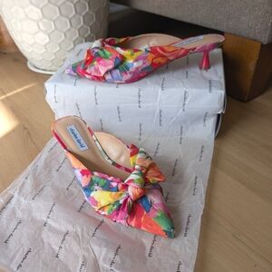 NEW Charles David "Alinda" Pink Satin Multicolor Kitten Heel Mules - Size 9